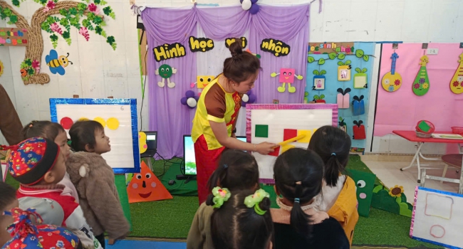 HỘI THẢO CHUYÊN ĐỀ: LẤY TRẺ LÀM TRUNG TÂM – QUYỀN TRẺ EM – ỨNG DỤNG GIÁO DỤC STEAM